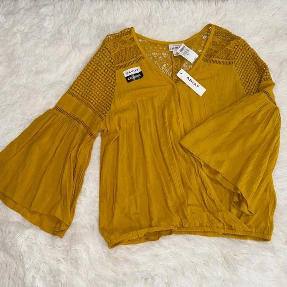 Ariat Exclusive Mustard Yellow Women's Blouse Size Small NWT - Picture 1 of 7